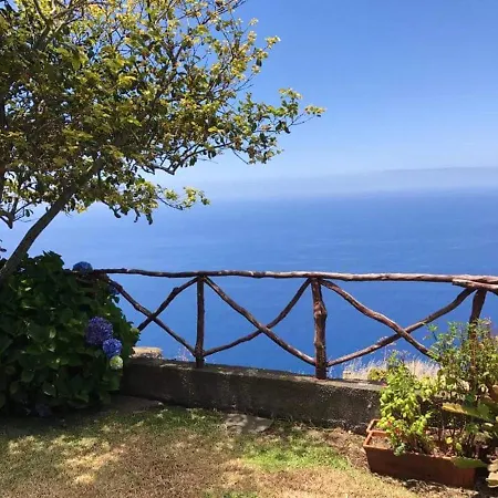 Sea-view House In With Garden And Terrace *