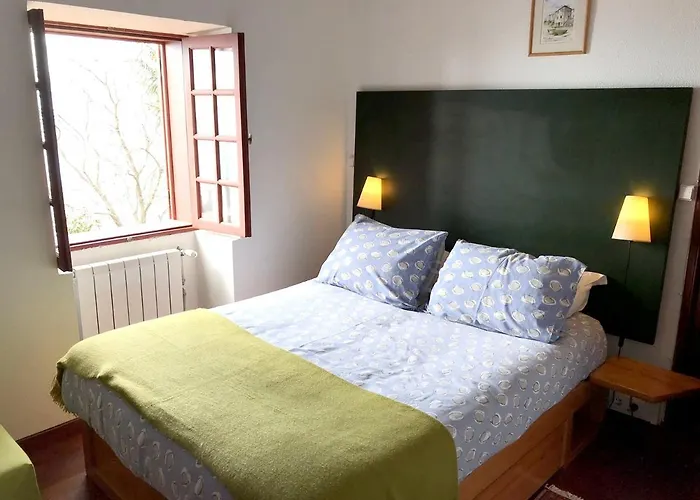 Sea-view House In With Garden And Terrace Hébergement de vacances *