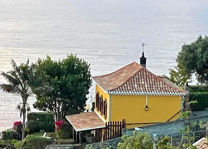 Sea-view House In With Garden And Terrace *