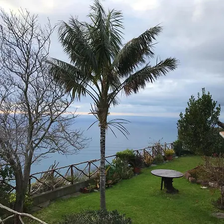 Sea-view House In With Garden And Terrace *