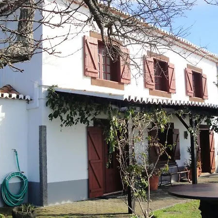 Sea-view House In With Garden And Terrace