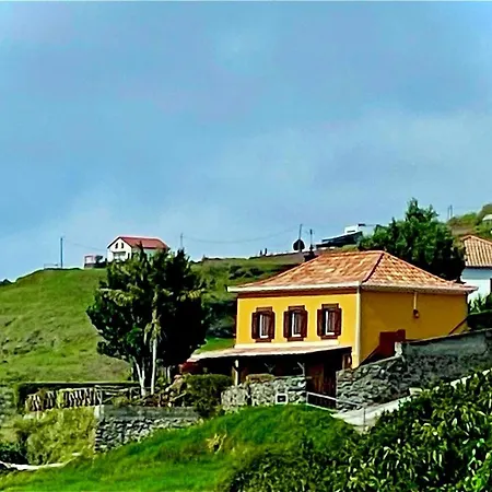 Holiday home Sea-view House In With Garden And Terrace *