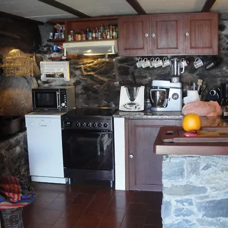 Holiday home Sea-view House In With Garden And Terrace Faja da Ovelha