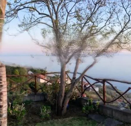Sea-view House In With Garden And Terrace Faja da Ovelha