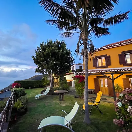 Sea-view House In With Garden And Terrace * Faja da Ovelha
