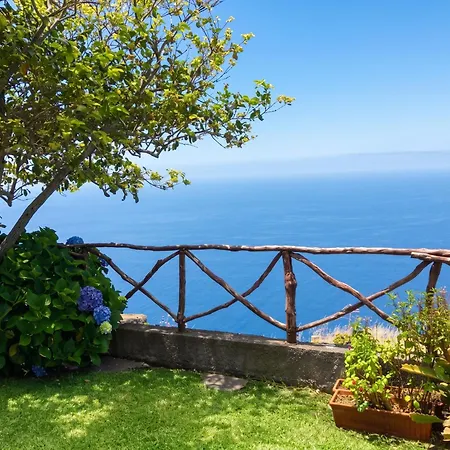 Sea-view House In With Garden And Terrace Holiday home *