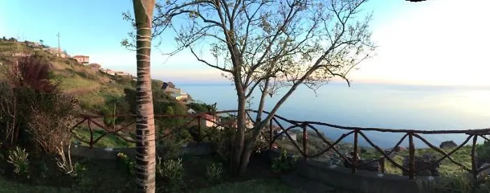 Sea-view House In With Garden And Terrace Fajã da Ovelha