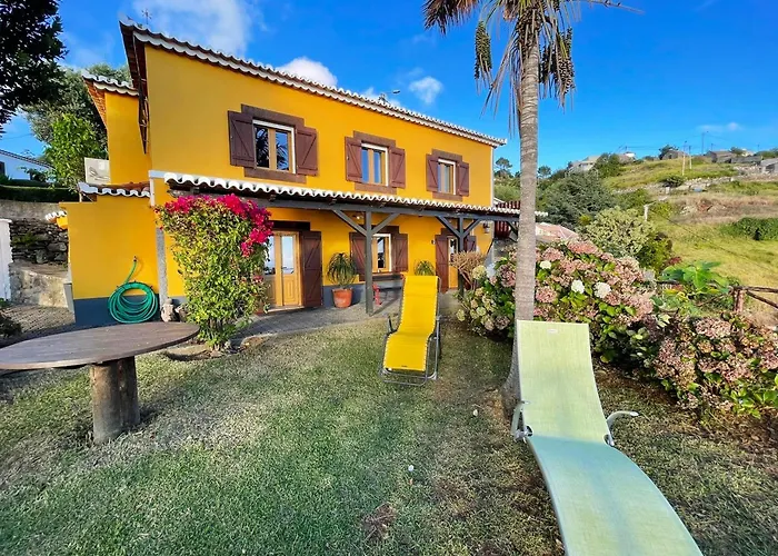 Sea-view House In With Garden And Terrace * Fajã da Ovelha